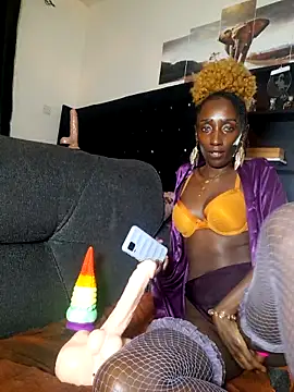 lynnkatrina online show from 7, 11, 2025