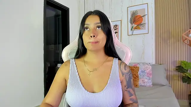 CameronCollins  online show from 17, 12, 2025