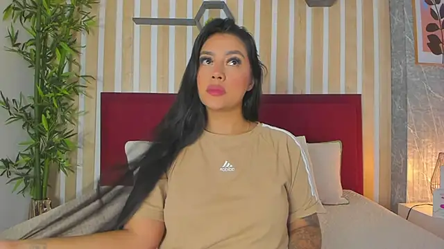 CameronCollins  online show from 8, 10, 2025