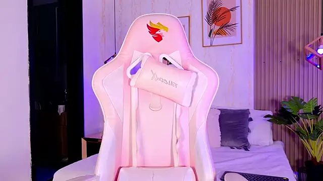 CameronCollins  online show from 17, 2, 2026