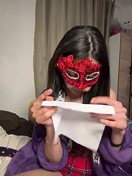Snapshot of morrocoXcute chatting on 8, 5, 2026 morrocoXcute online show from 8, 5, 2026
