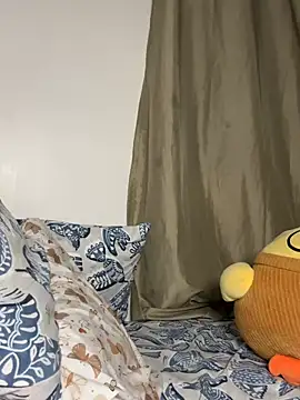 Snapshot of morrocoXcute chatting on 15, 5, 2026 morrocoXcute online show from 15, 5, 2026