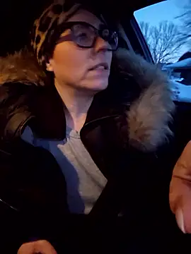 Ellie-L-Elizabeth online show from 1, 3, 2026