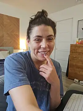 Ellie-L-Elizabeth online show from 1, 6, 2026