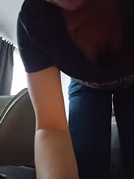 Ellie-L-Elizabeth online show from 24, 5, 2026