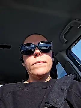 Snapshot of Ellie-L-Elizabeth chatting on 19, 2, 2025 Ellie-L-Elizabeth online show from 19, 2, 2025