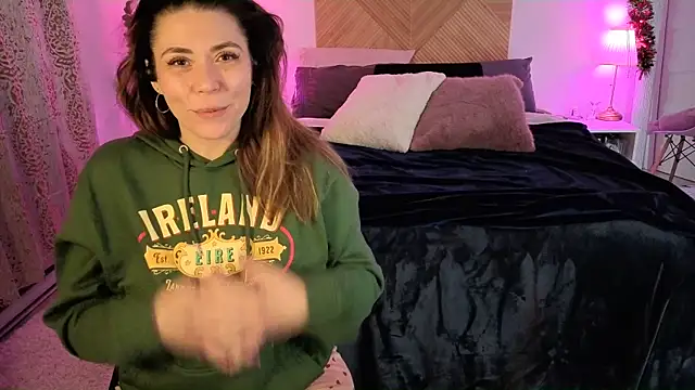 Snapshot of Ellie-L-Elizabeth chatting on 30, 11, 2025 Ellie-L-Elizabeth online show from 30, 11, 2025