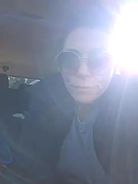 Snapshot of Ellie-L-Elizabeth chatting on 6, 11, 2025 Ellie-L-Elizabeth online show from 6, 11, 2025