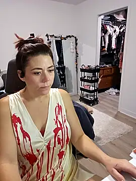 Snapshot of Ellie-L-Elizabeth chatting on 24, 10, 2025 Ellie-L-Elizabeth online show from 24, 10, 2025