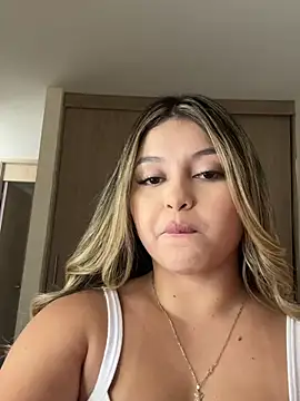 lunablossom  online show from 11, 1, 2026