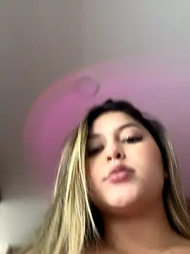 lunablossom  online show from 30, 10, 2025