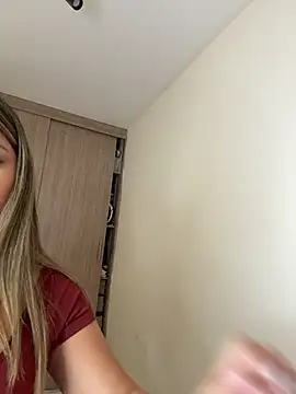 lunablossom  online show from 20, 2, 2026