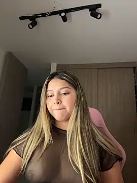 lunablossom  online show from 31, 3, 2026