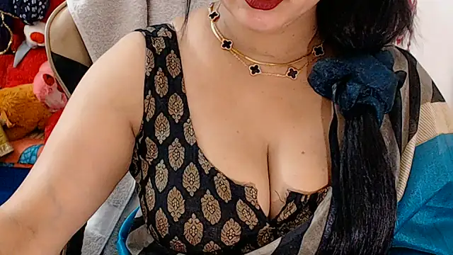 Snapshot of Naughty_Kashish chatting on 18, 6, 2026 Naughty Kashish online show from 18, 6, 2026