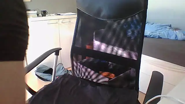 Snapshot of RamonJoosse2002 chatting on 9, 6, 2026 RamonJoosse2002 online show from 9, 6, 2026