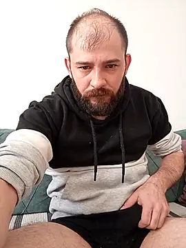 NiiiRvaNaa online show from 15, 11, 2025