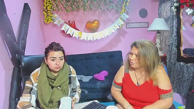 lesbiancuple online show from 6, 3, 2026