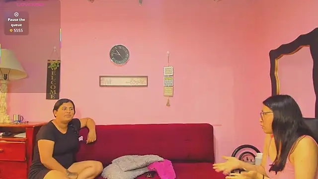 lesbiancuple online show from 18, 10, 2025