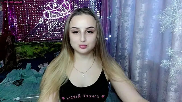 Snapshot of Careys_universe chatting on 5, 1, 2025 Careys universe online show from 5, 1, 2025