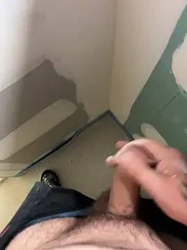 Snapshot of RenaudS-02 chatting on 23, 9, 2025 RenaudS-02 online show from 23, 9, 2025