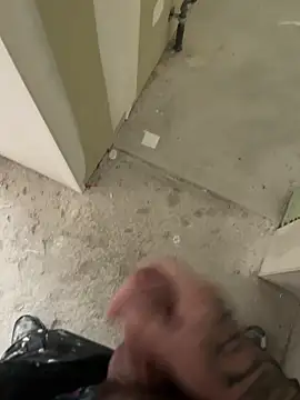 Snapshot of RenaudS-02 chatting on 8, 10, 2025 RenaudS-02 online show from 8, 10, 2025