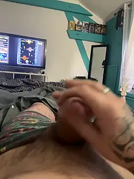 Snapshot of RenaudS-02 chatting on 18, 3, 2025 RenaudS-02 online show from 18, 3, 2025