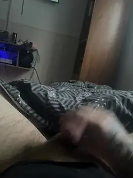 Snapshot of RenaudS-02 chatting on 16, 3, 2025 RenaudS-02 online show from 16, 3, 2025