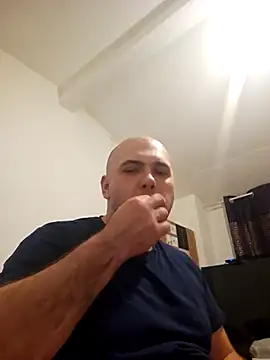 mario890605 online show from 12, 3, 2025