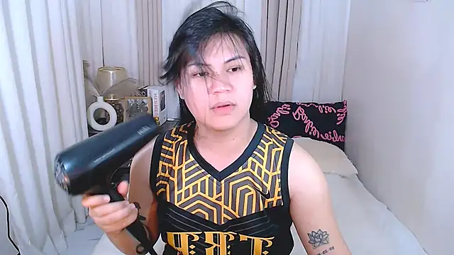 Mimi Cums online show from 27, 10, 2025