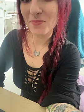 LunaMoongirl online show from 17, 1, 2026