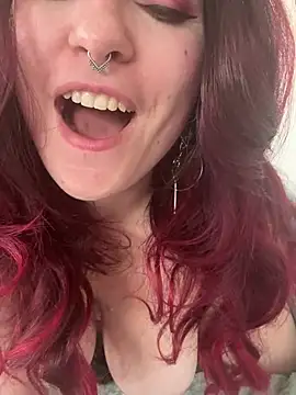 Snapshot of LunaMoongirl chatting on 20, 12, 2024 LunaMoongirl online show from 20, 12, 2024