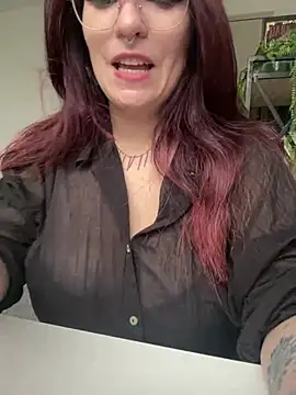 Snapshot of LunaMoongirl chatting on 12, 12, 2024 LunaMoongirl online show from 12, 12, 2024