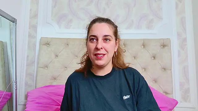 KarinaNoir online show from 3, 4, 2026