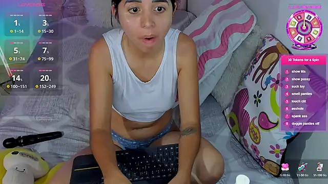 amy petite online show from 4, 6, 2026