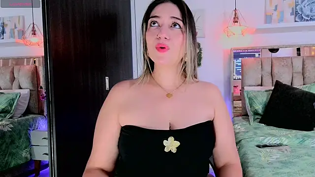 Snapshot of Dulce_Morrys chatting on 1, 5, 2026 Dulce Morrys online show from 1, 5, 2026