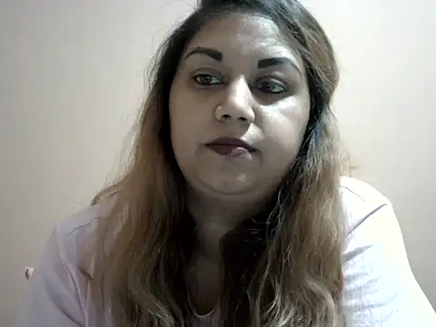 bellachow10 online show from 8, 11, 2025