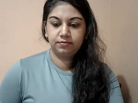 Snapshot of bellachow10 chatting on 25, 5, 2026 bellachow10 online show from 25, 5, 2026