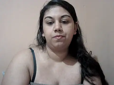 Snapshot of bellachow10 chatting on 1, 7, 2026 bellachow10 online show from 1, 7, 2026