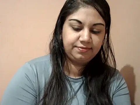 Snapshot of bellachow10 chatting on 21, 7, 2026 bellachow10 online show from 21, 7, 2026