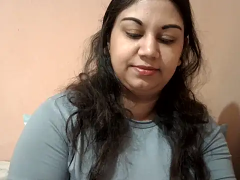 Snapshot of bellachow10 chatting on 31, 7, 2026 bellachow10 online show from 31, 7, 2026