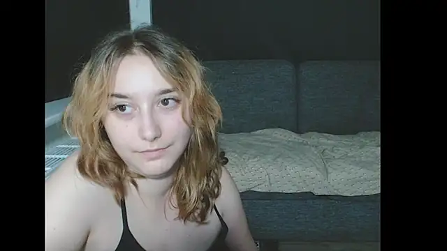 Snapshot of NaughtyRapunzel7 chatting on 10, 9, 2025 NaughtyRapunzel7 online show from 10, 9, 2025