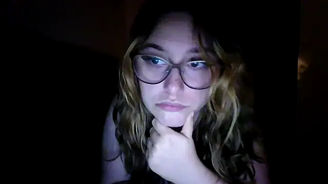 Snapshot of NaughtyRapunzel7 chatting on 5, 11, 2025 NaughtyRapunzel7 online show from 5, 11, 2025