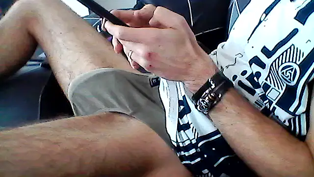 mickzizi online show from 9, 2, 2026