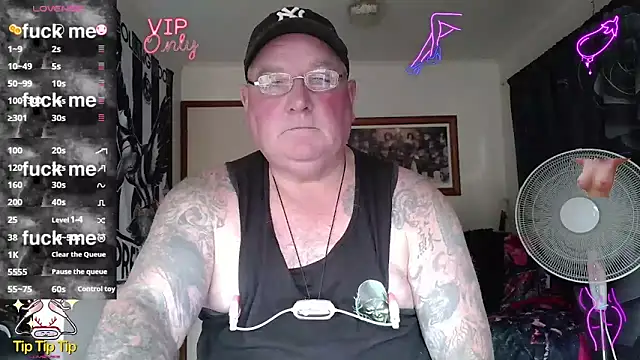 Snapshot of HOTANAL chatting on 26, 4, 2026 HOTANAL online show from 26, 4, 2026