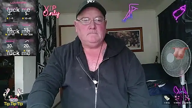 Snapshot of HOTANAL chatting on 18, 5, 2026 HOTANAL online show from 18, 5, 2026