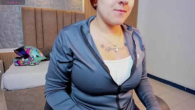 kimbrownn online show from 21, 4, 2026