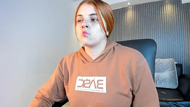 kimbrownn online show from 25, 11, 2025