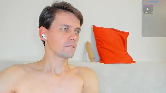 Snapshot of Jasper_Sun chatting on 23, 10, 2025 Jasper Sun online show from 23, 10, 2025