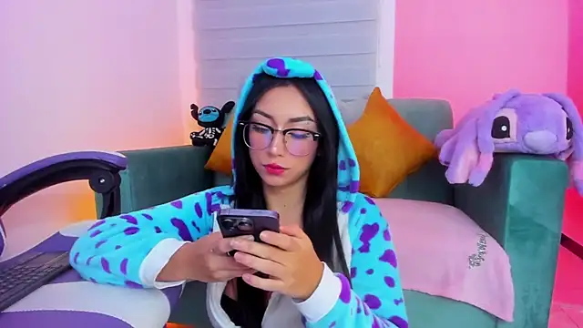 sophie cute66 online show from 16, 12, 2025