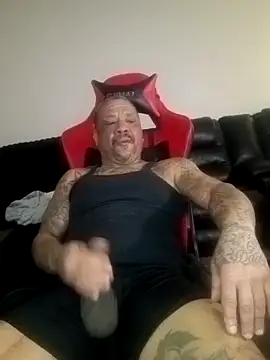 yellowwetfox online show from 5, 2, 2026